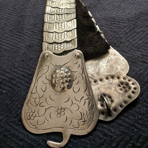 🔥 5 for $35 🔥Vintage Metal Belt - Picture 1 of 4